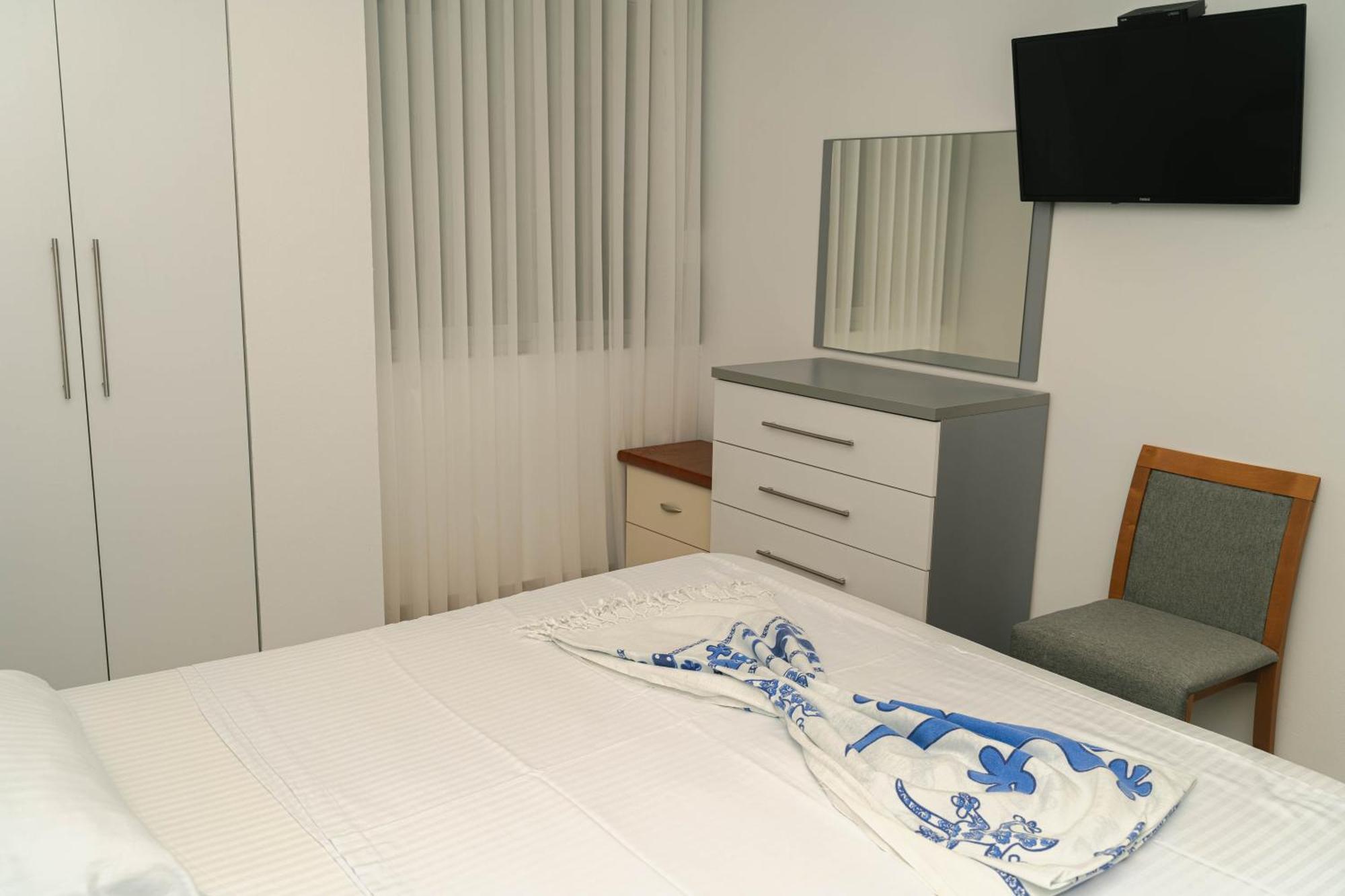 Апартаменти Kote's Beachside 22